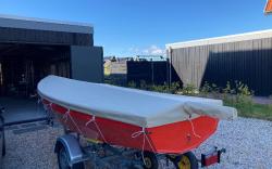 Transportkleed voor cruising dinghy